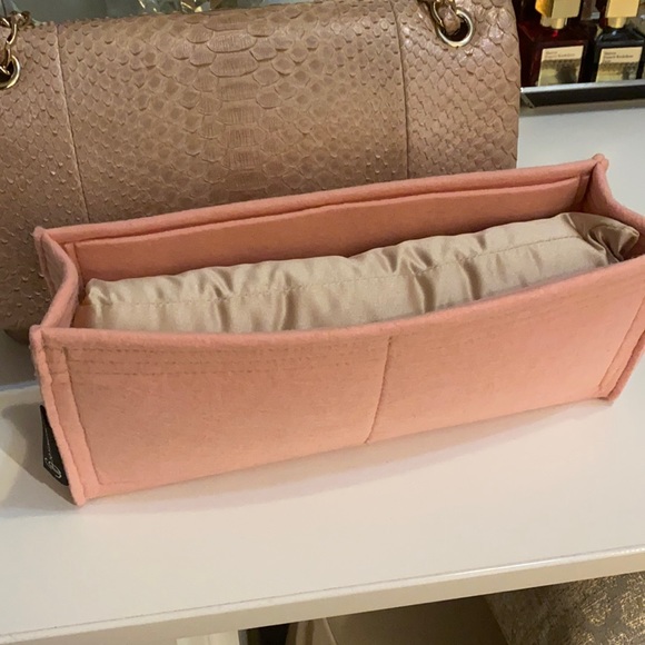 👛 CLASSIC FLAP RARE pink python 🐍Very well maintained. - Picture 9 of 9